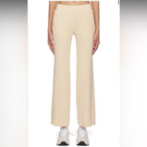 NWT Outdoor Voices Stratus Pant Cropped Lounge Scuba Sweatpants - Linen - M